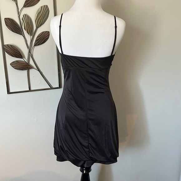 Sexy and Forgiving Dress - Picture 2 of 3